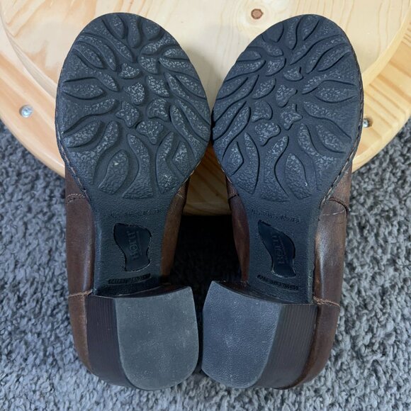 Born Shoes Breckin Ankle Pump Womens Size 8.5 Brown Leather Slip On Booties - Picture 9 of 9